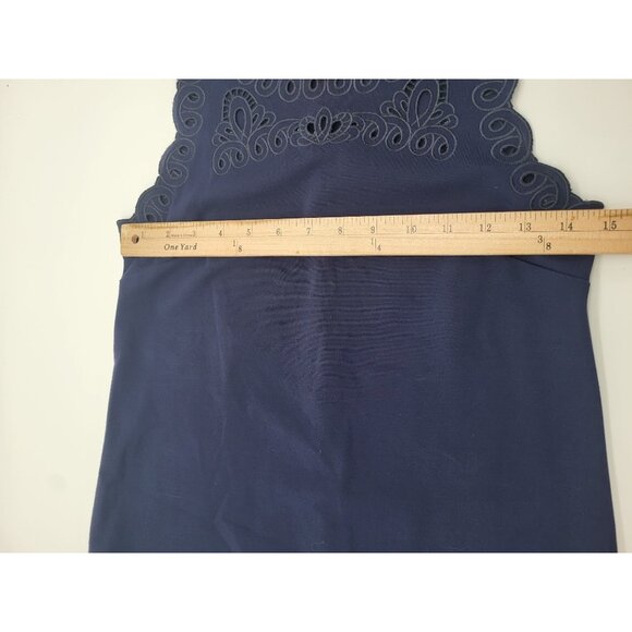 Lilly Pulitzer True Navy Resort Ponte Edie Eyelet Embroidery Sleeveless Top XS - Picture 4 of 6